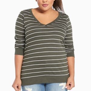 Torrid 3/4 Striped V Neck Tee Top Shirt Green 0X